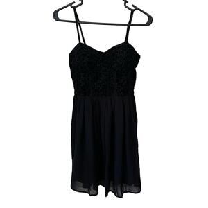 Vintage 90s Mini Velvet Dress Y2K Whimsygoth Babydoll B.O.G Collective Medium